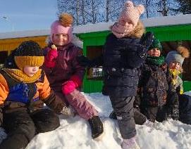Польза игр с детьми на свежем воздухе для эмоционального развития. Польза игр с детьми на свежем воздухе для эмоционального развития.